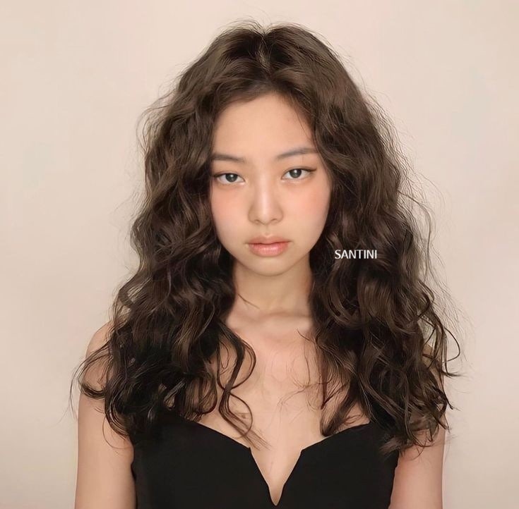긴머리 C컬펌 S컬펌 차이점 펌 모양에 있다 긴머리 C컬펌 S컬펌 차이점 펌 모양에 있다