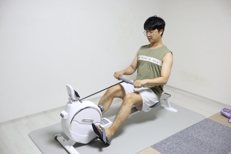  멜킨 로잉머신으로 집에서 유산소운동하기