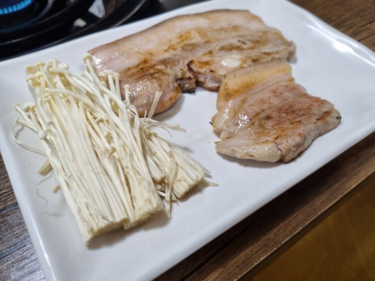 [충북혁신도시 맛집] 쌈밥정식이 맛있는 돼지꿈꾼올갱이~~