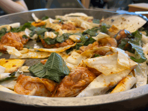 김포 구래동 맛집, 고기가 굵직한 춘천명가닭갈비