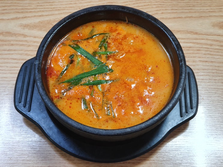  [먹거리 리뷰] 서울 양천구 부산돼지국밥 신월점 얼큰 국밥 먹어본 후기