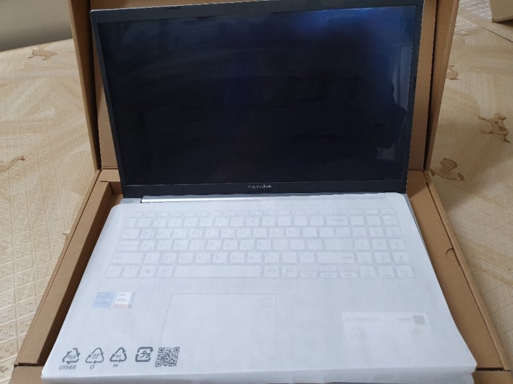  ASUS 에이수스 Vivobook OLED 15 노트북 컴퓨터