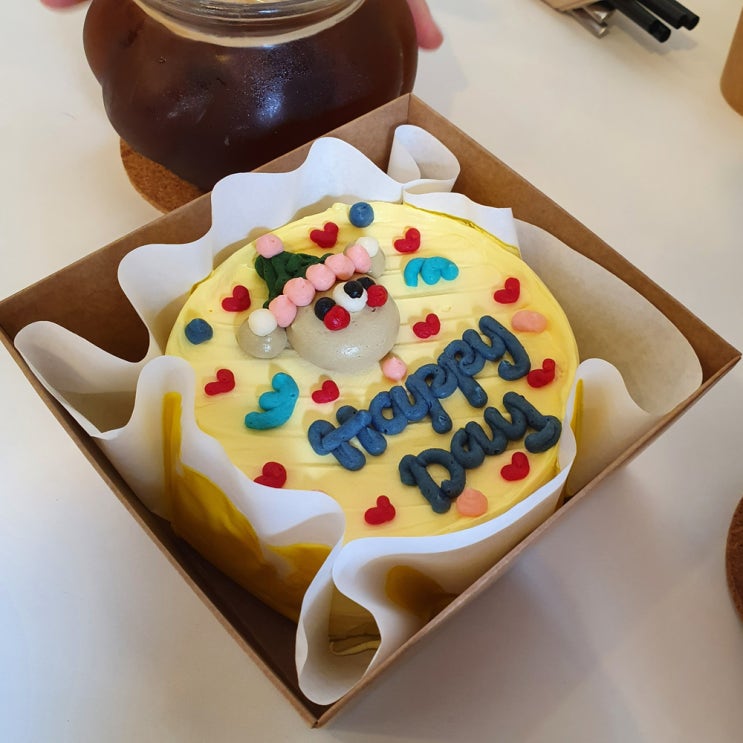 연남동 [케익 다방 연남점] 친구 생일에 작은 케이크 선물하기