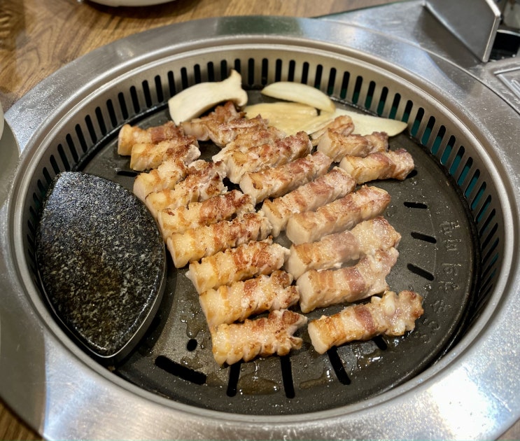 창원 상남동 고기집 맛찬들에서 삼겹살 먹었어요 창원 상남동 고기집 맛찬들에서 삼겹살 먹었어요