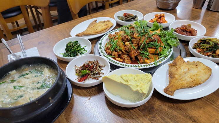 마산 회성동에서 찾은 밥집 맛집 청송식당 두루치기가 정말 맛있는집