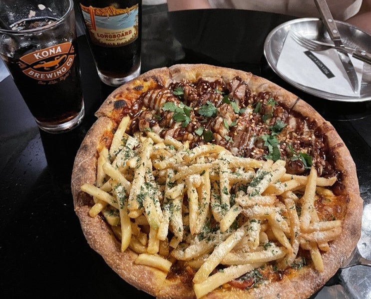  송리단길 피자 맛집 뿌시고 온 날 [피자네버슬립스]