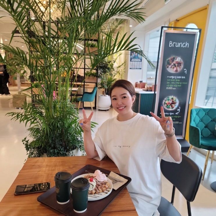  멋스럽던 안산예술의전당카페 레인보우312