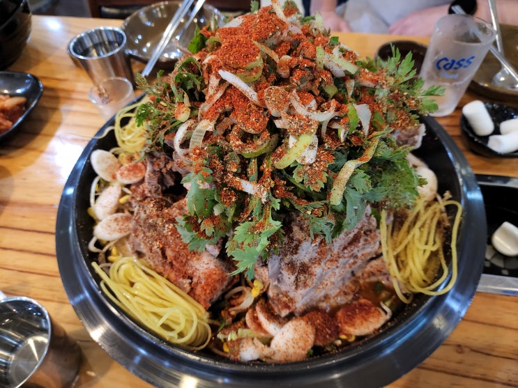  춘천 거두리맛집, 춘천맛집, 춘천감자탕맛집 : 양과 맛을 사로잡은 거두리 솥뚜껑 감자탕 방문후기