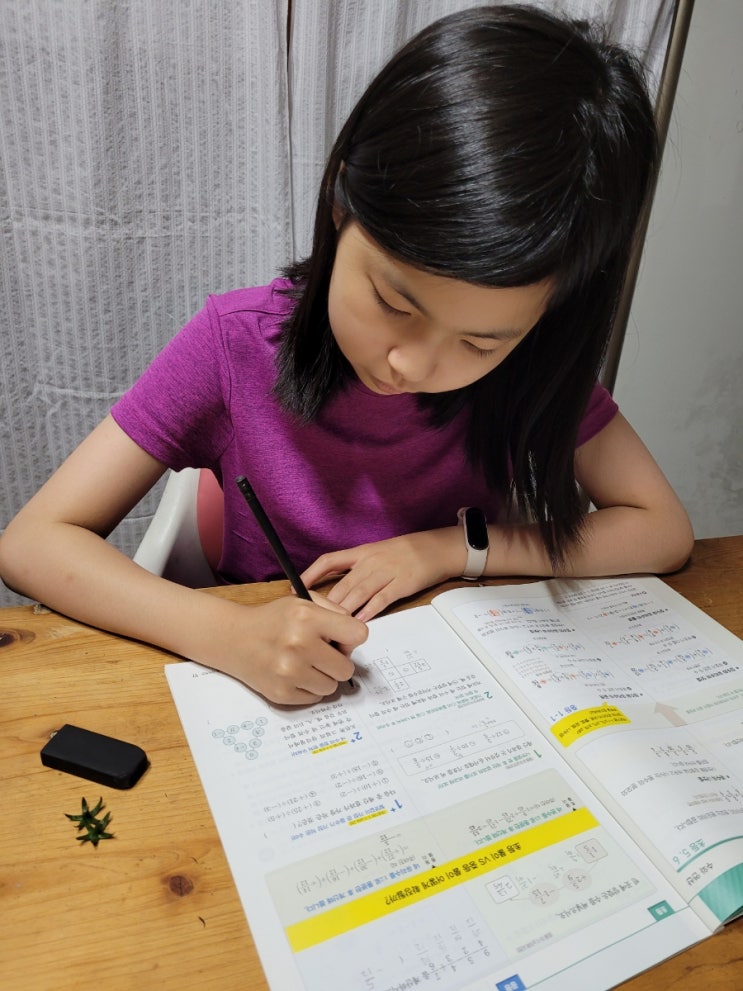  기다리던 모모프렌즈 2기 교재 도착!! 초6 딸과 함께 중학수학도 디딤돌로 시작해봅니다.