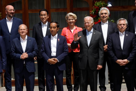 G7, 에너지 대란에 화석연료 지원 검토..."유가 계속 오를 듯" G7, 에너지 대란에 화석연료 지원 검토..."유가 계속 오를 듯"
