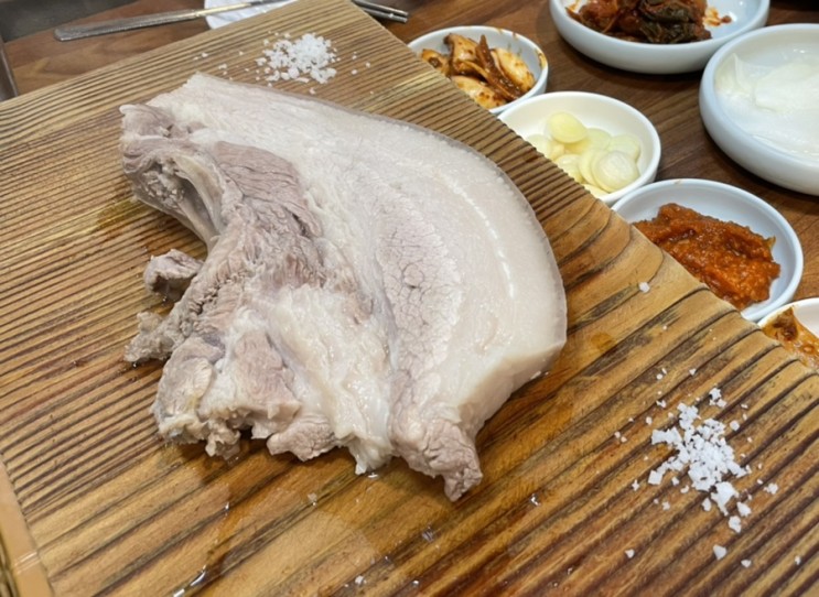 [제주 서귀포] 올레시장 근처 흑돼지 돔베고기 맛집 ‘천짓골식당’