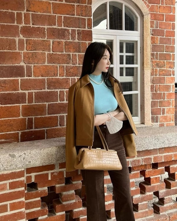 다비치 강민경, 건물주 대열 합류...합정동 65억 원대 빌딩 매입한 것으로 알려져 다비치 강민경, 건물주 대열 합류...합정동 65억 원대 빌딩 매입한 것으로 알려져
