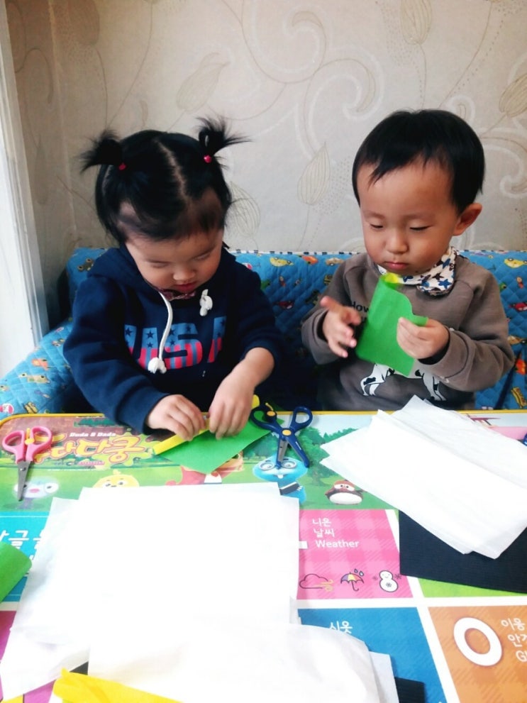  [엄마표 놀이] 둥이들 종이 김밥 만들기ㅋ