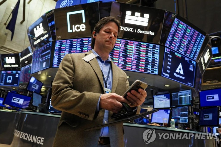 2022년6월29일 오늘 증시 뉴스(물가 뛰는데…日銀, 6월 국채 매입 최대 / 7월 BSI 92.6, 작년 1월 이후 최저…물가-환율-금리 '3고' 영향 등)