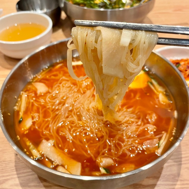 하남 미사 스카이폴리스 맛집 "부산 아지매 국밥"