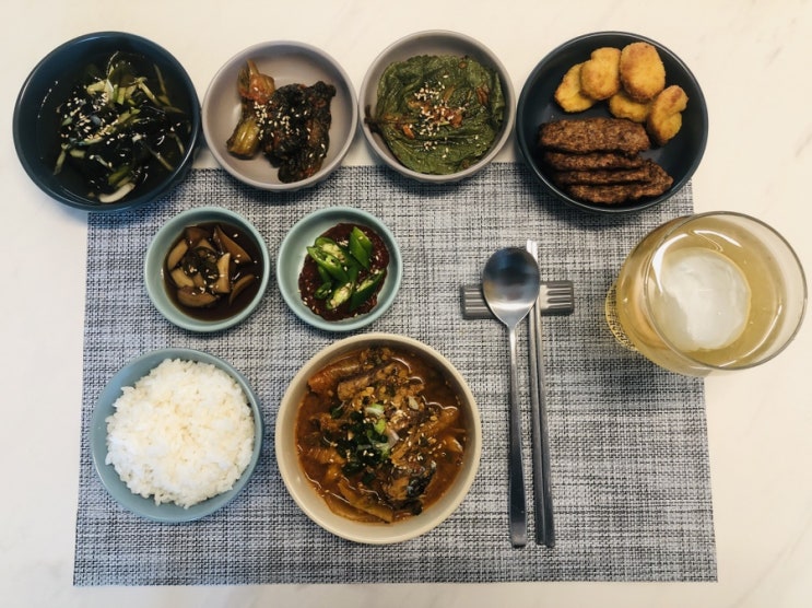  도롱이 밥상 고등어김치찜