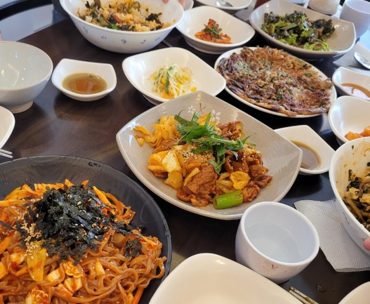  [증산역맛집] 도투리:: 점심 먹기 좋은 정갈하고 건강한 한식 전문점