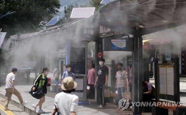 중부지방 폭우 내일 오전까지…이후 '찜통더위' 중부지방 폭우 내일 오전까지…이후 '찜통더위'