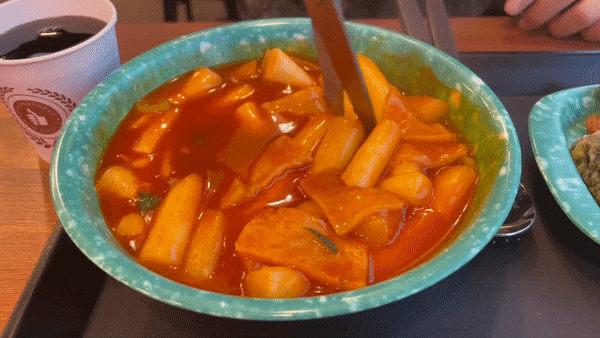  홍대 분식 우리할매떡볶이, 밀떡 맛은 어떨까?