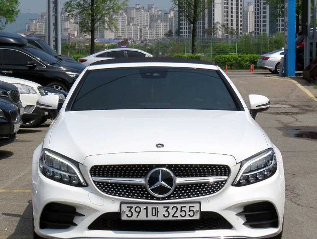  벤츠 c클래스 카브리올레 중고가격 사로잡았어요