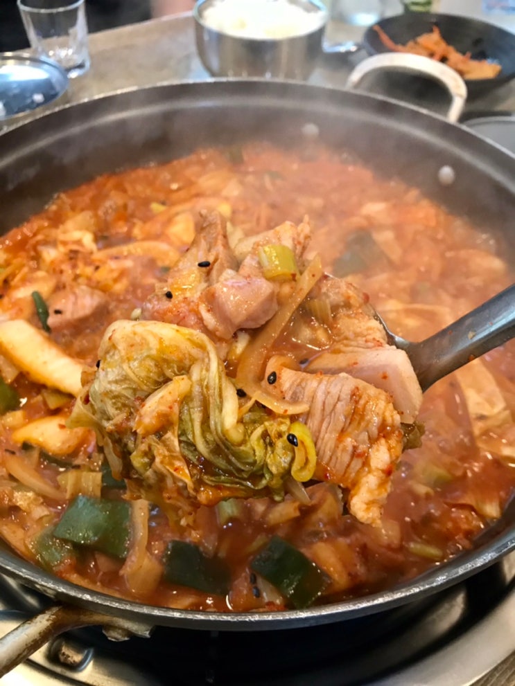 명품부대찌개 돼지짜글이 대흥동 천안역맛집 땡집 / 천안식후감
