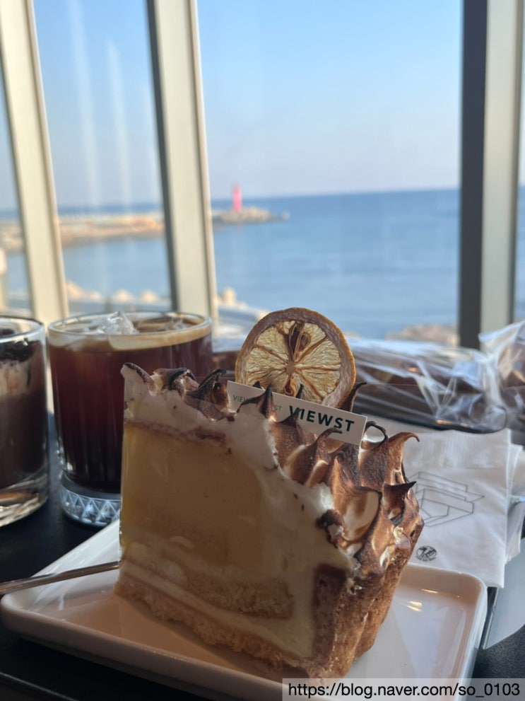  [제주도/서귀포] 사계해변 산방산이 보이는 오션뷰 베이커리카페 “뷰스트”