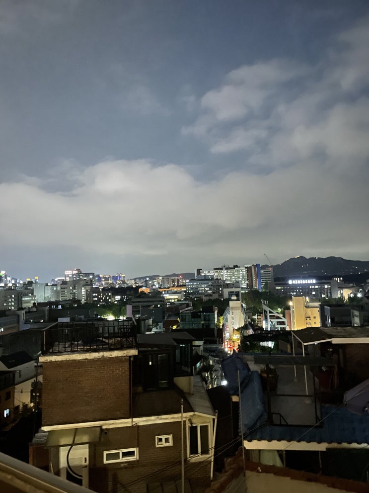 낙산공원 카페 야경이 멋진 트레블 낙산공원 카페 야경이 멋진 트레블