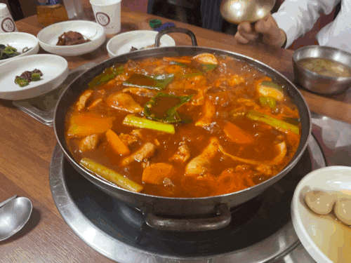  광주 맛집 :: 농성동 찐 맛집 닭볶음탕 김치주물럭 맛집