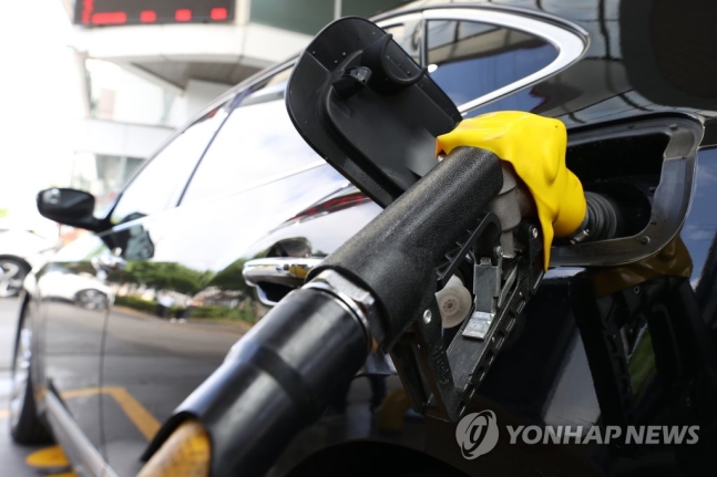 휘발유·경유 가격 8주 연속 상승…유류세 인하폭 확대에 하락 전망 휘발유·경유 가격 8주 연속 상승…유류세 인하폭 확대에 하락 전망