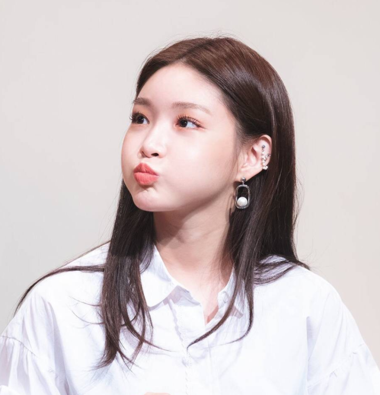  아웃컨츠,귓바퀴 귀 피어싱 위치