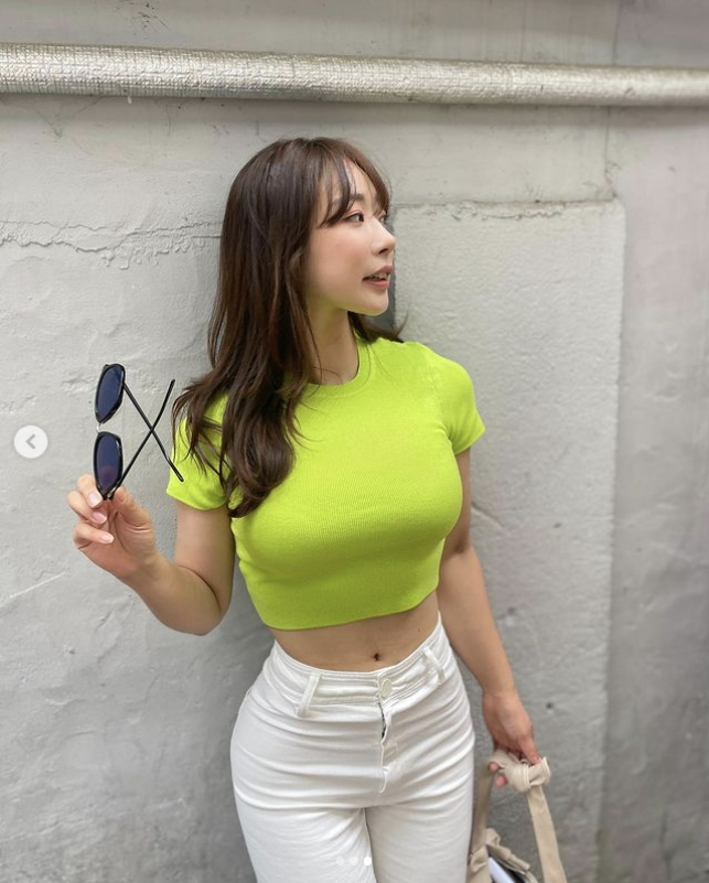 당당히 몸매 드러낸 '나는 솔로' 2기 순자, 연애 예능에 일반인 여성이 엄청난 몸매 자랑 당당히 몸매 드러낸 '나는 솔로' 2기 순자, 연애 예능에 일반인 여성이 엄청난 몸매 자랑
