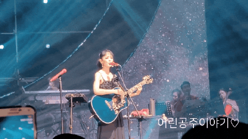 [자우림 25주년 콘서트] <b>김윤아</b> 스물다섯 <b>스물하나</b> 라이브... 