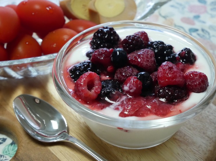 수달이네과일가게 수제과일청으로 만드는 홈카페 - 딸기라떼, 딸기요거트만들기