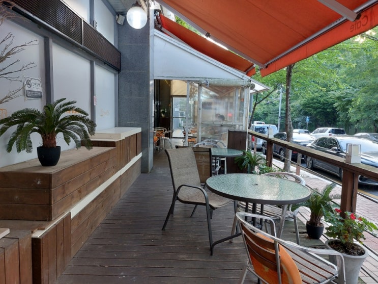 용산 녹사평대로 더베이크드 바이셰프리 동빙고점 Bakery & Cafe 빵맛집 용산 녹사평대로 더베이크드 바이셰프리 동빙고점 Bakery & Cafe 빵맛집