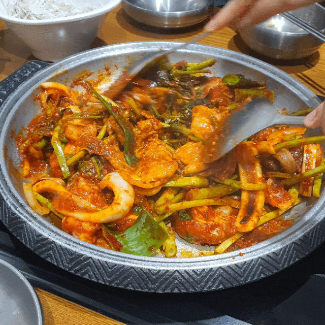  롯데몰 은평점 맛집 기분좋은 매운맛 군산오징어