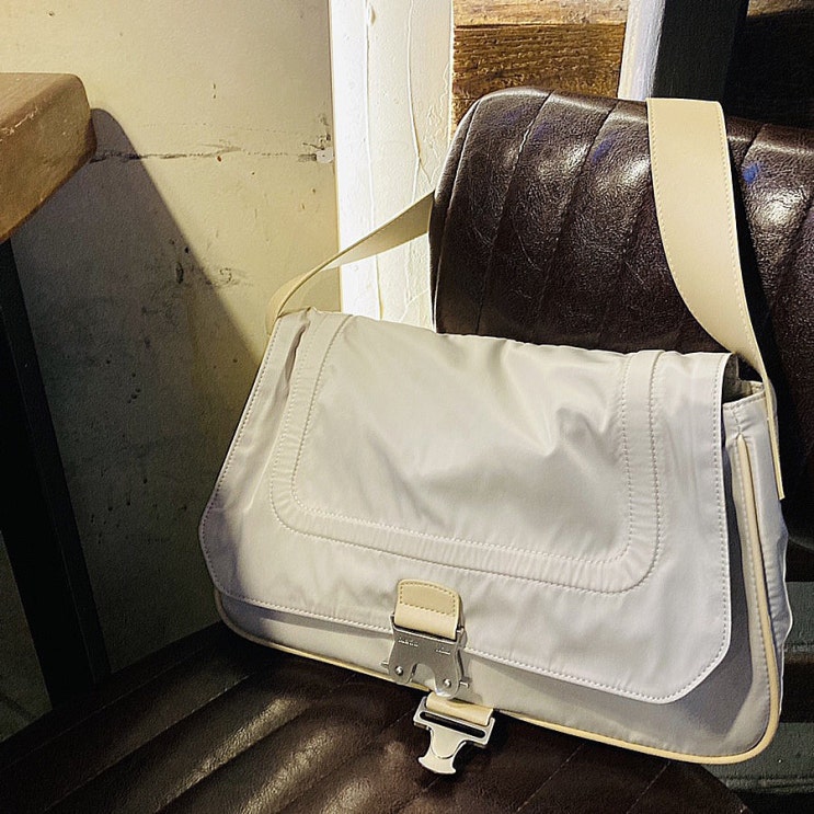  마뗑킴 버클백 화이트 matin kim buckle bag white 구매 후기