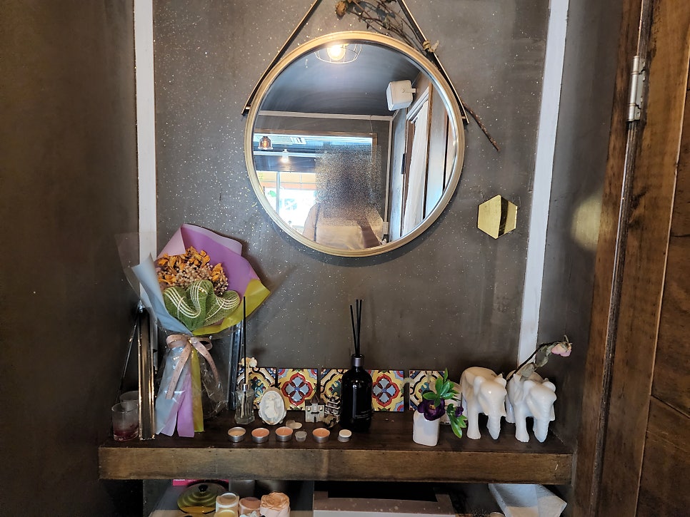 커피볶는집골목 사진 6