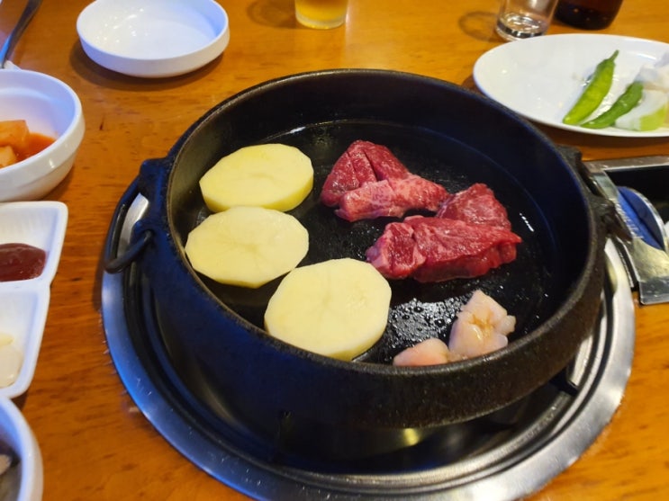  일산 한우 맛집 창고43 메뉴추천 - 창고스페셜, 등심, 된장죽