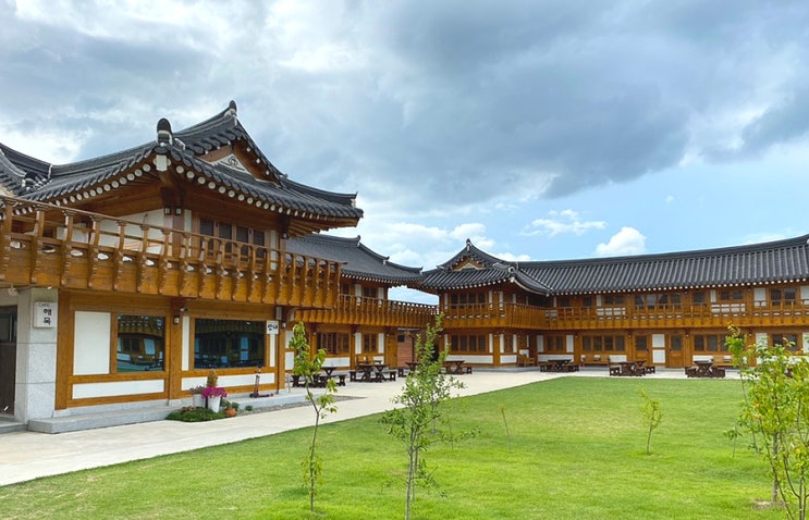  경주 용장한옥펜션 아이들과 야외수영장 물놀이하기 딱 좋음