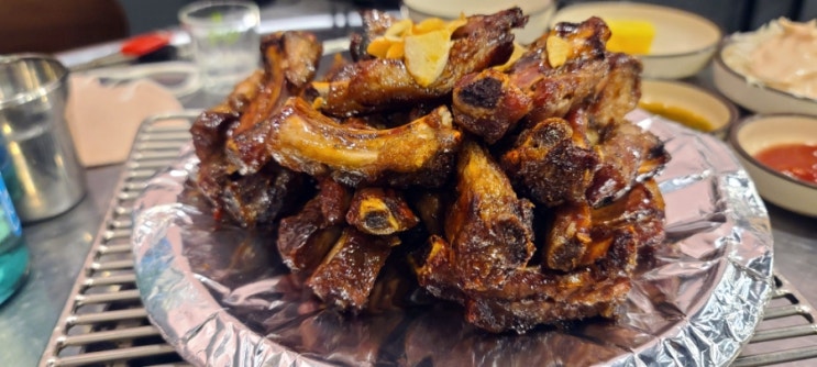  송탄맛집 손으로 뜯어먹어야 제맛인 쪽갈비전문점 예감