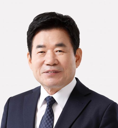 21대 후반기 국회의장에 5선 <b>김진표</b>…여·야 극적 <b>합의</b> 선출