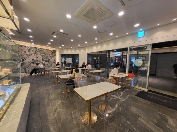  [서울.용산.아이파크몰] 아이랑 디저트 먹기 좋았던 케이크 맛집 <빌리엔젤>