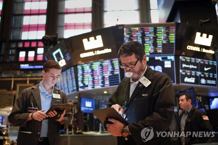  2022년7월6일 오늘 증시 뉴스(경기침체 공포에 국제유가 8∼10% 급락 / 7% 고물가 쓰나미…이달 전기 가스료 줄인상 등)