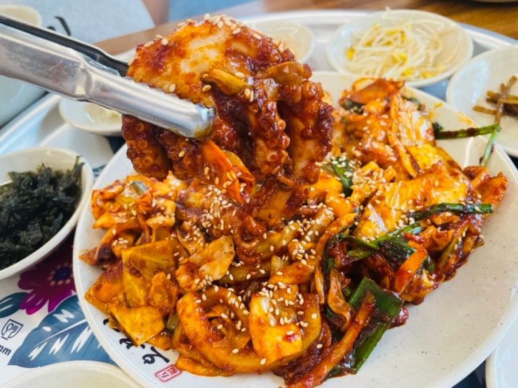  방이동 맛집 점심 메뉴 낙지볶음 보쌈정식 맛집 방이동ㅣ오봉집ㅣ