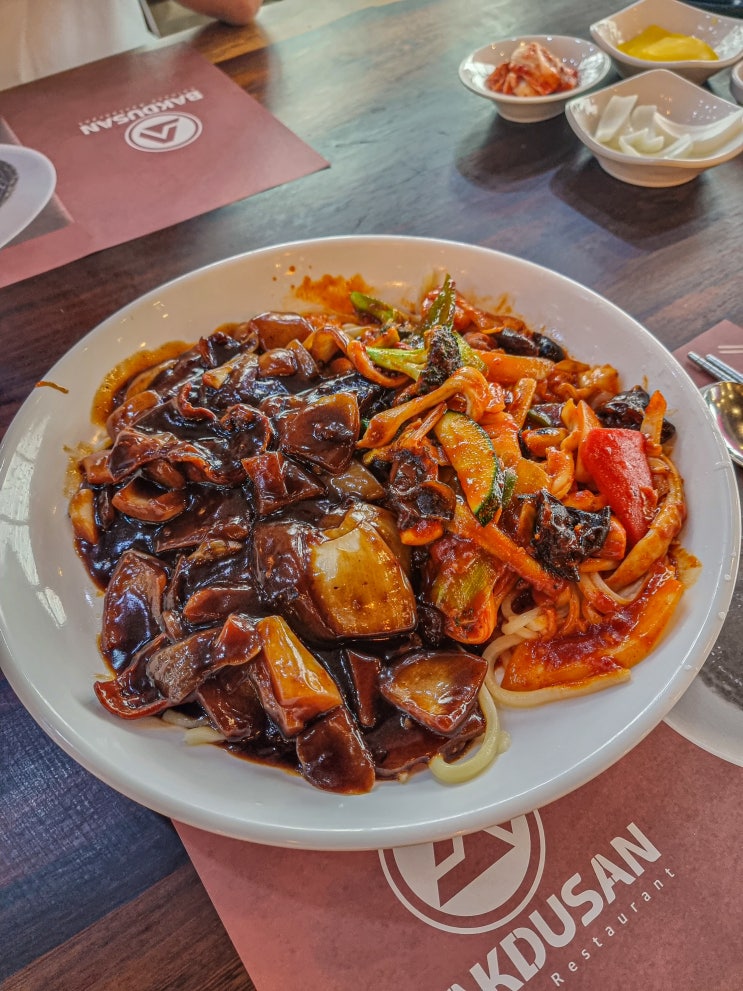  가족들이랑 방문하기 괜찮은 전주 백두산짜장
