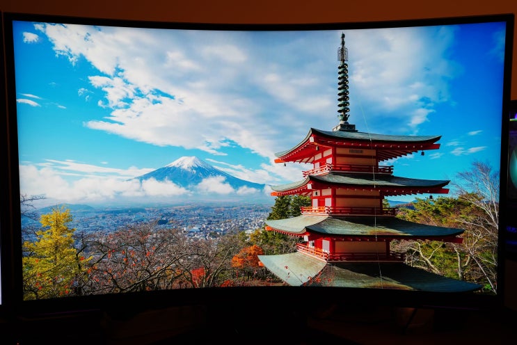  삼성전자 오디세이 Neo G8 S32BG850 / 4K UHD 32인치 끝판왕 게이밍모니터 내돈내산 후기
