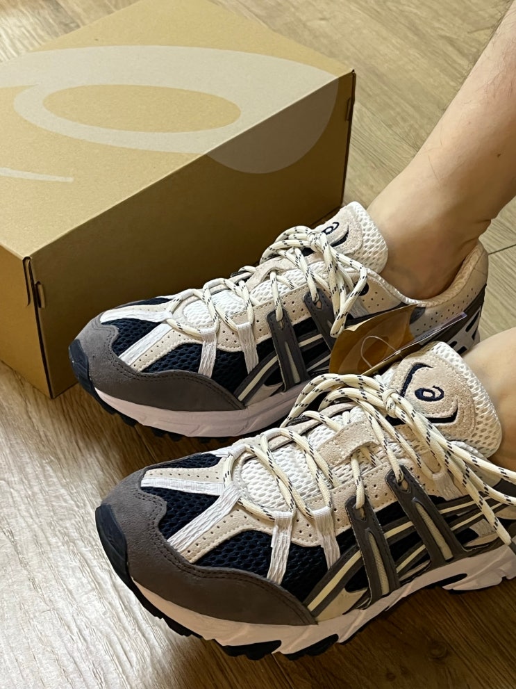 [아식스 젤 소노마 15-50 / 프렌치 블루] 아식스 공홈 89,100원 구매 후기