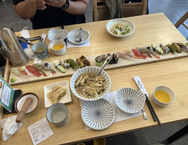 남악 바른초밥, 다양한초밥을 하나씩 맛볼수있는 1M초밥, 새콤달콤 맛있었던 물회