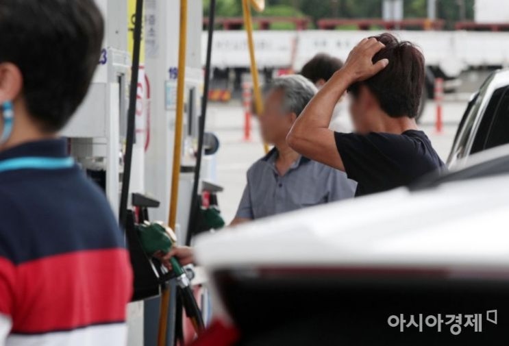 치솟는 기름값에 출혈경쟁…문 닫는 주유소들 치솟는 기름값에 출혈경쟁…문 닫는 주유소들
