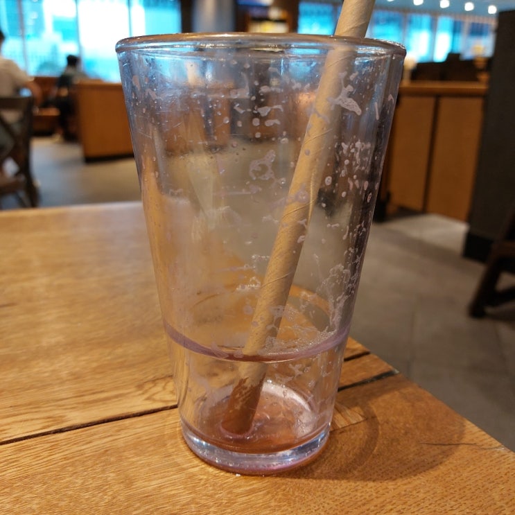 [퍼플사워블렌디드] 솔직후기 스타벅스 여름 음료 신메뉴(22년) + 스벅 용산써밋R점 구경